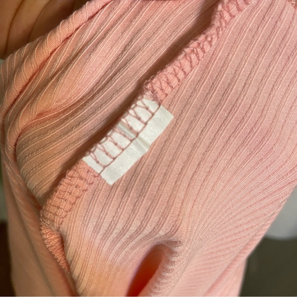 Fashion Nova “Keep them tied” top - Picture 7 of 7